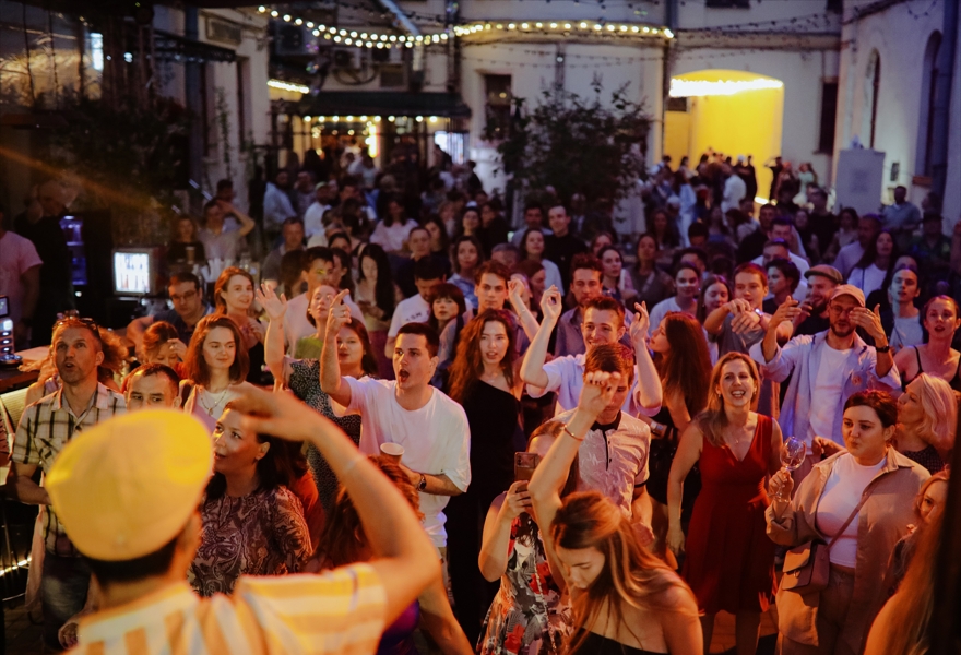 07.07 | LATIN ACID JAM