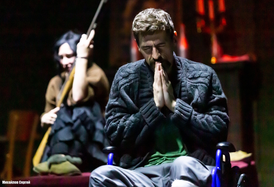 "Мизери. Бумажные сны Энни Уилкс"