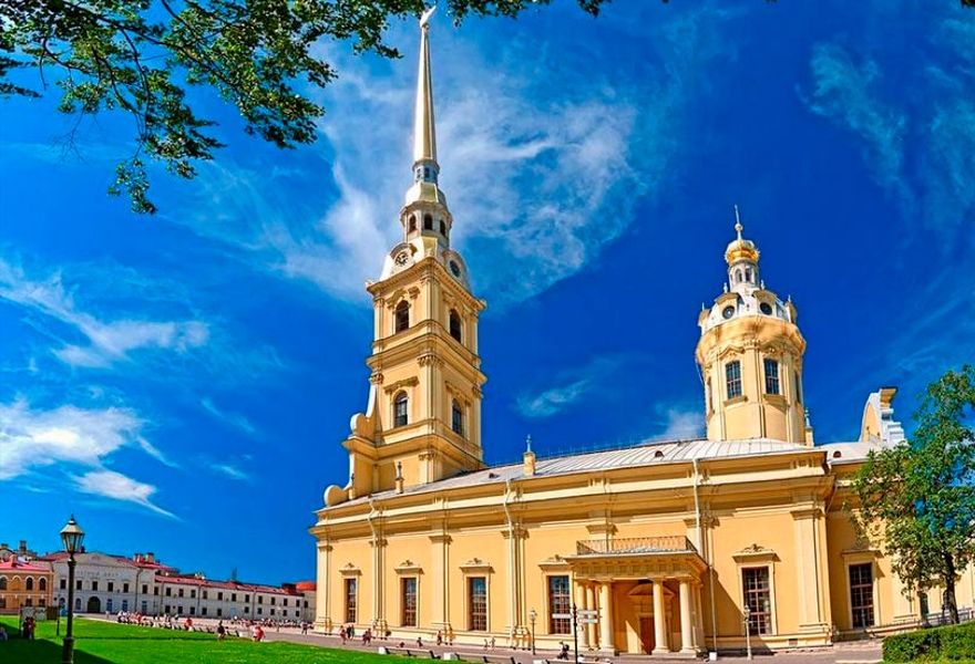 Архитектурная прогулка по Петропавловской крепости
