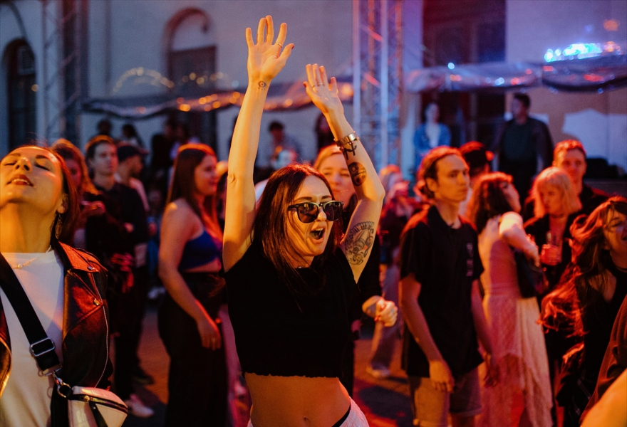 04.08 | LATIN ACID JAM
