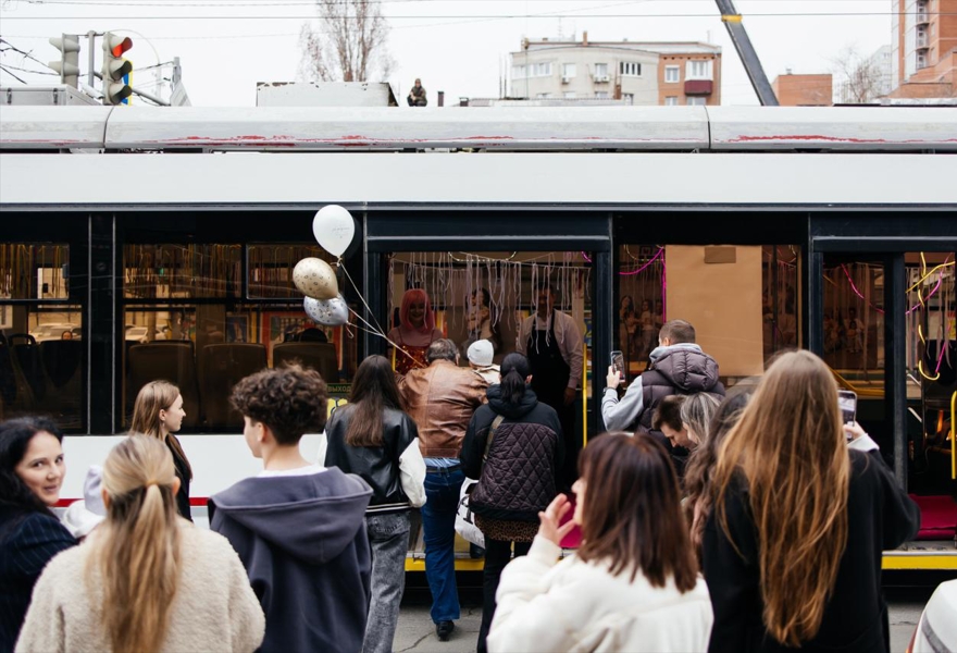 СЕМЕЙНЫЙ СПЕКТАКЛЬ ДЛЯ ДЕТЕЙ И ВЗРОСЛЫХ