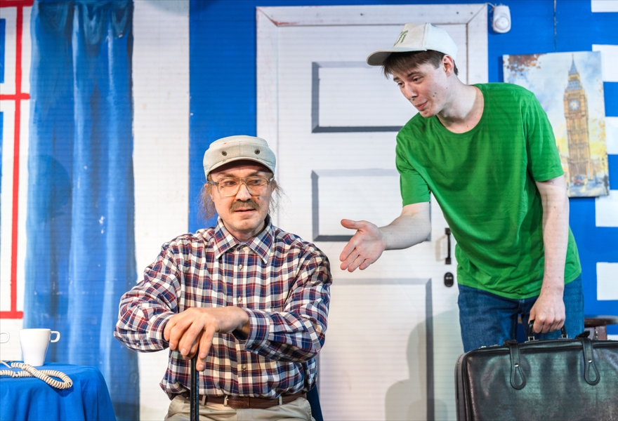 Папа в паутине