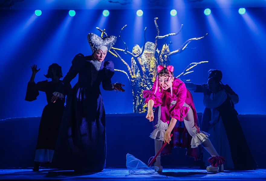 «Пиноккио» (6+)  Сургутский театр