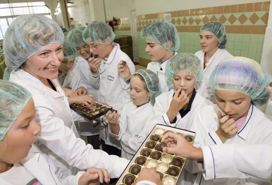 Экскурсия на на кондитерскую фабрику им.Самойловой