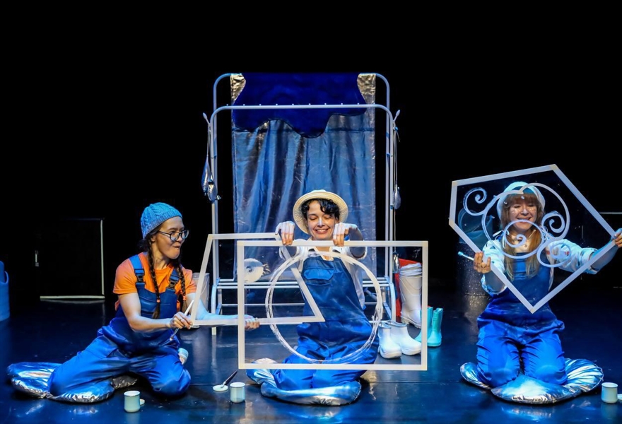 Бэби-спектакль «Ла-Ло-Лужа"