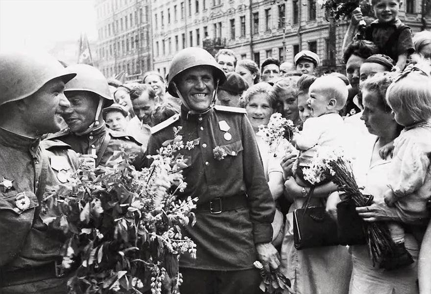Праздничный концерт "Песни Великой Победы"