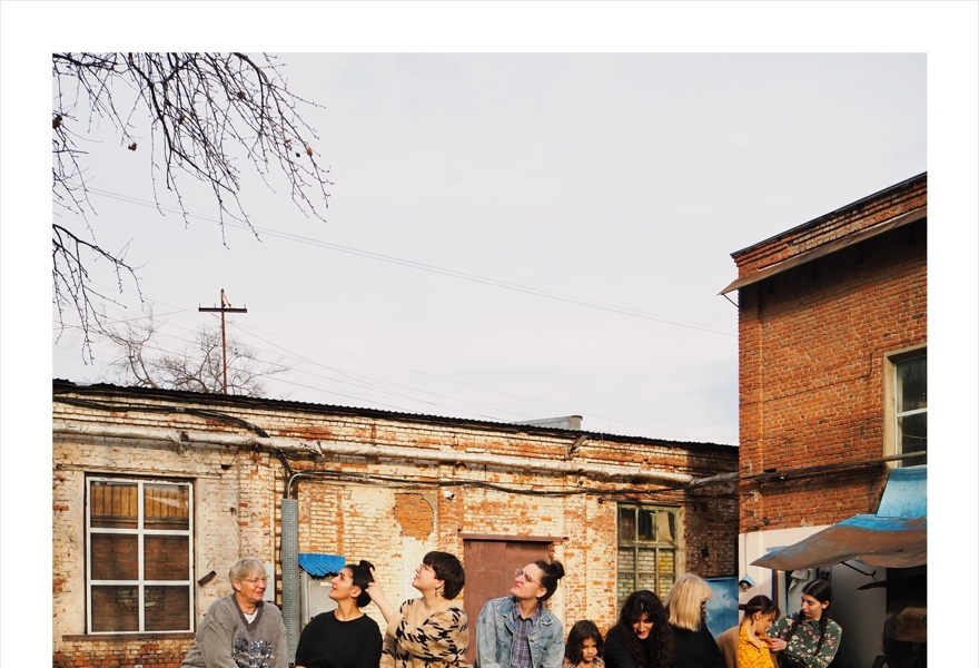 "Руки женщин моей семьи были не для письма" Е. Джаббарова/А.Додока